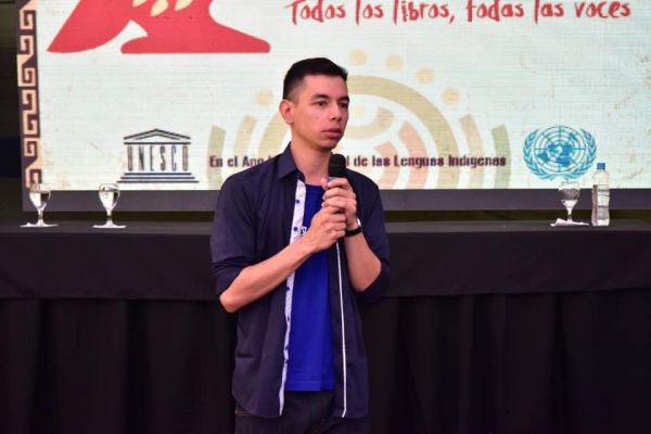 jornada-de-divulgacion-cientifica-libroferia-encarnacion-unae-2019-147123D834-DDE6-AFAA-FEBA-E32EA1A0C695.jpg