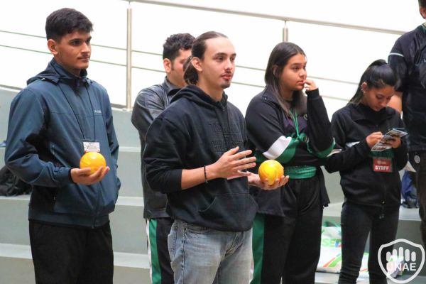 01-9-unae-2023750C8FFA-7428-63AC-BC8E-103D0B964DF7.jpg