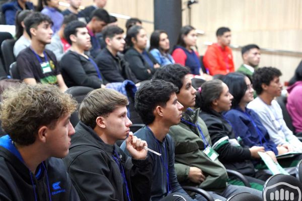 comunicaciones-congreso-educacion-fisica-deporte-y-salud-201A0159A1-2FA2-A12D-49C9-EEAABDA38177.jpg