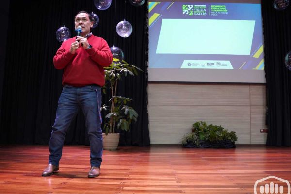 comunicaciones-congreso-educacion-fisica-deporte-y-salud-2EB396769-D98A-29F5-2769-9C3D19586184.jpg