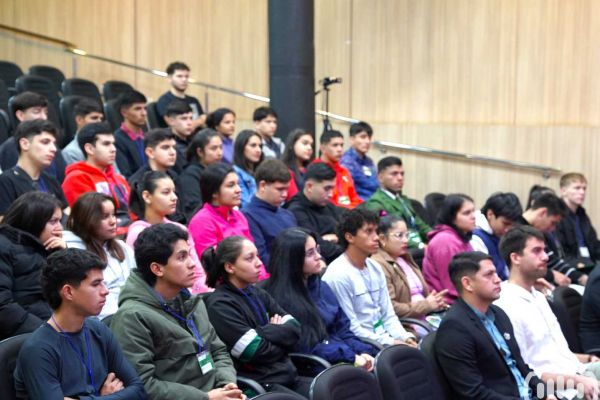congreso-educacion-fisica-deporte-y-salud-1124316E9C-CE8B-FAD6-5DBD-D09C32F9FC7E.jpg