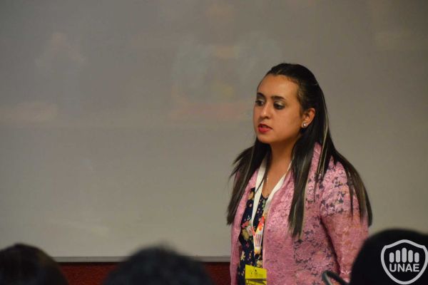 18-10-12-encuentro-de-tesistas-e-investigadores-primer-dia-20-copiar47EE4C04-3B23-1533-BB7F-0D497DAA2A8D.jpg