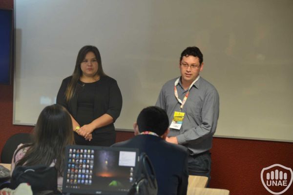 18-10-12-encuentro-de-tesistas-e-investigadores-primer-dia-92-copiarEF55C707-6A20-A618-8488-D96908176F5E.jpg