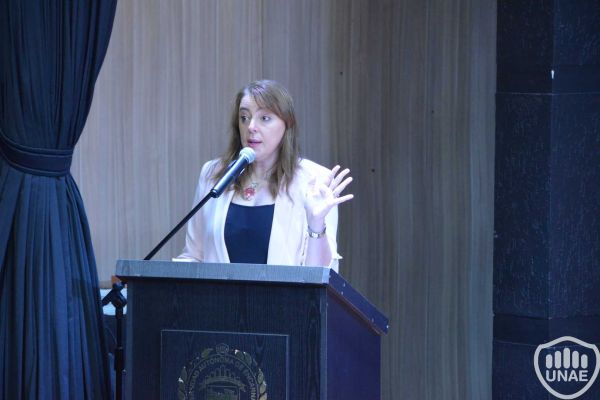 18-10-12-segundo-dia-de-las-jornadas-de-educacion-faela-16-copiar74C98284-F09D-F9EC-FD07-6F31354DACF5.jpg