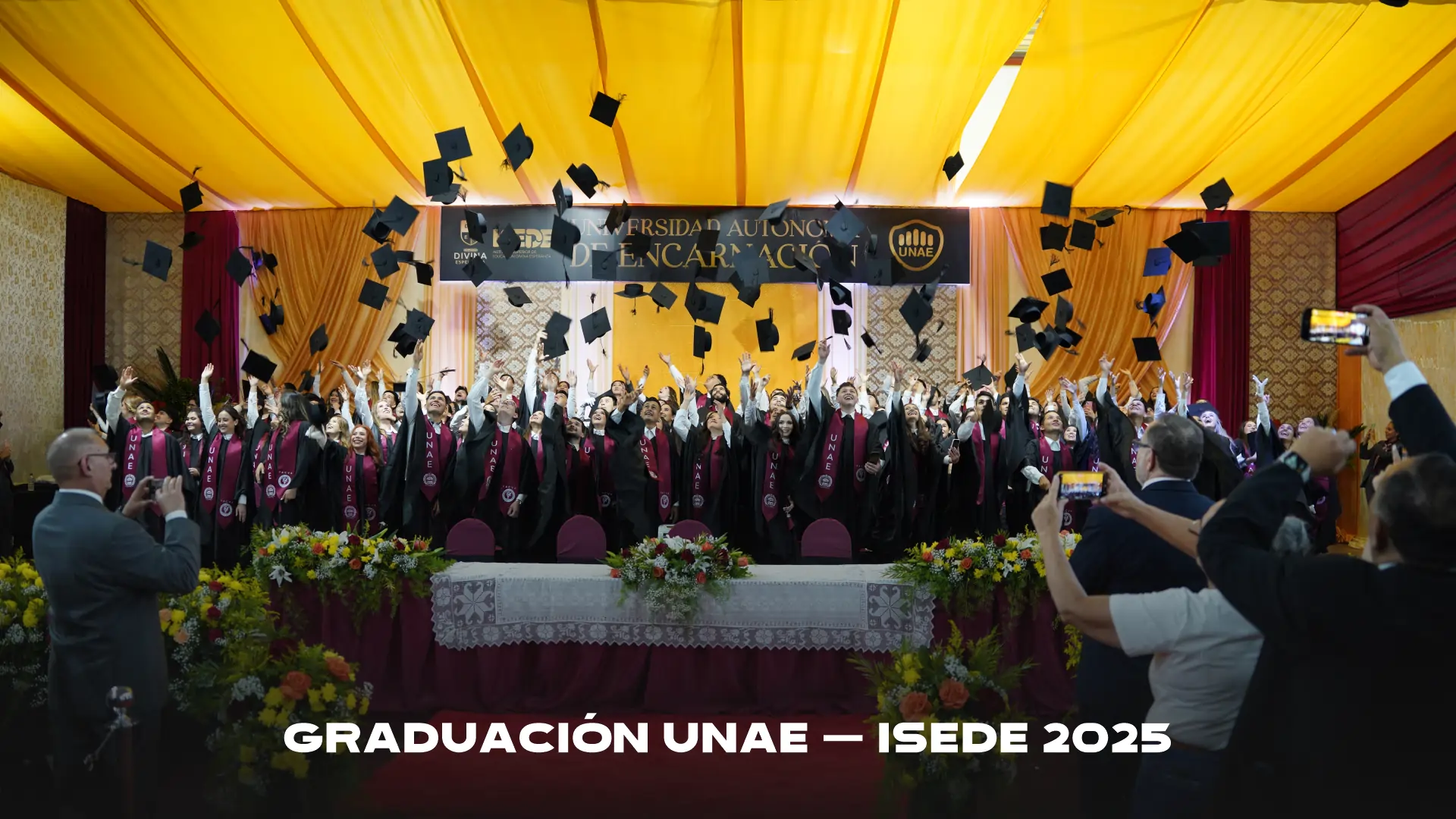 La Universidad Autónoma de Encarnación celebró las Ceremonias de Graduación 2025