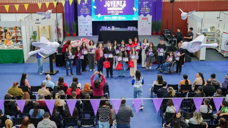 Reconocimiento y presentación de la antología 