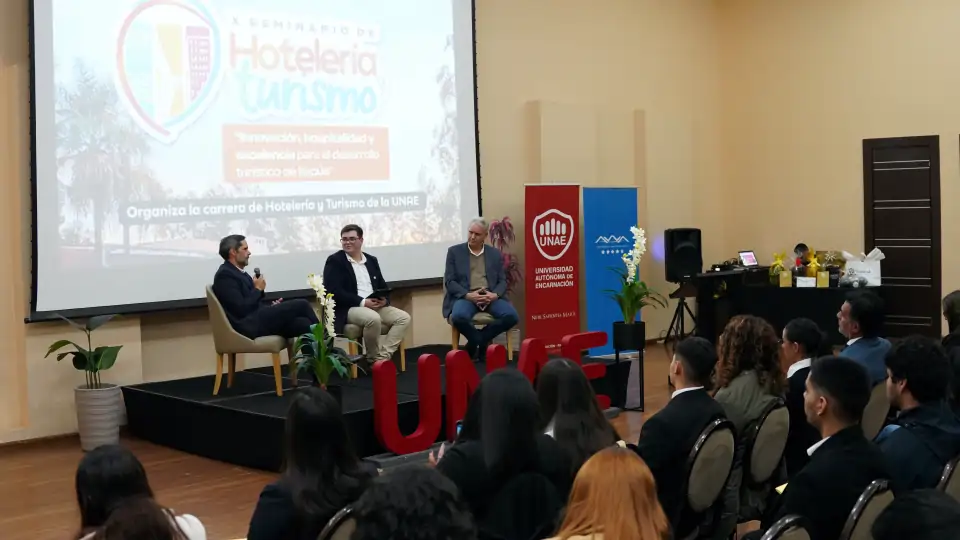 La UNAE desarrolló el X Seminario de Hotelería y Turismo con referentes del sector turístico y hotelero de Itapúa