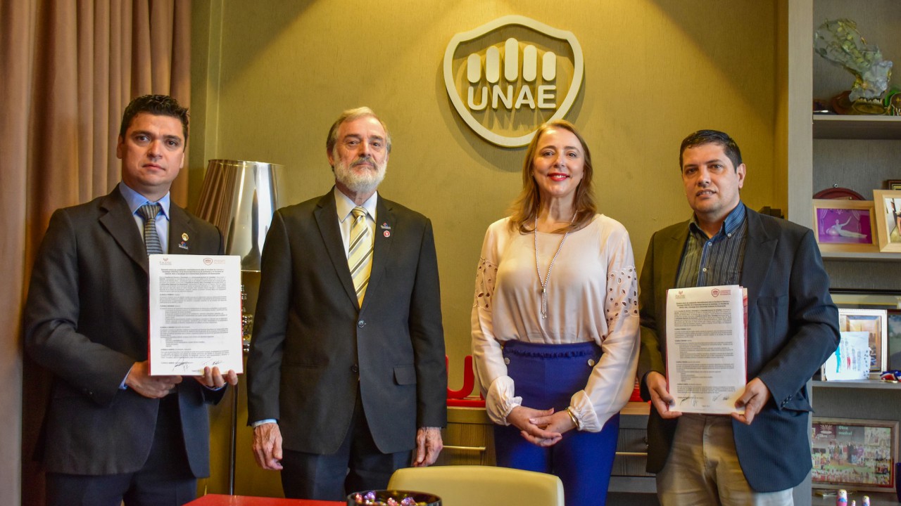 UNICAN UNAE firma de convenio 2022