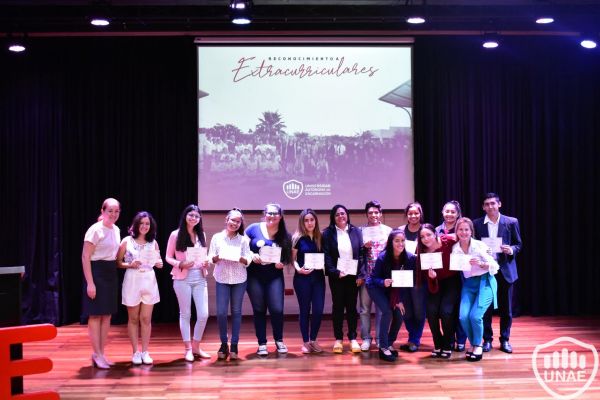 extracurricular-unae-2019-10064D6FBD-A28C-EBDB-6887-C12F95170079.jpg