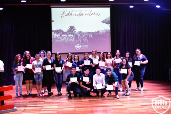 extracurricular-unae-2019-1203CC3407-3BEA-9F5C-8E50-F4E15AD548E9.jpg