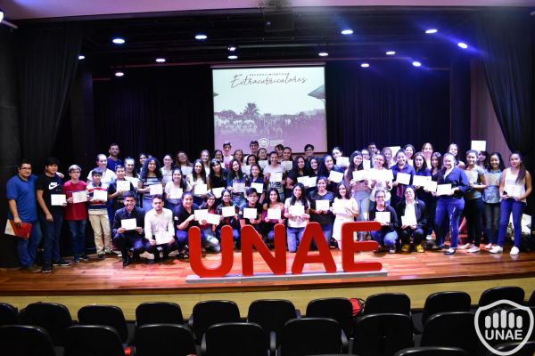 extracurricular-unae-2019-17E5EEE72A-C59D-306E-23AF-3BD9D1E6DF79.jpg