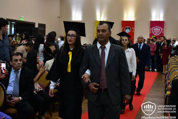 dsc-0148-graduacion-2019F2C90118-8A74-E8D9-2577-9D8F0BA84E6E.jpg
