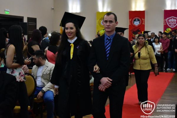 dsc-0161-graduacion-2019608C0A12-117D-E653-34C2-81BB39A5DF0C.jpg