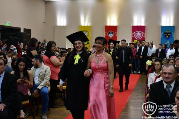 dsc-0174-graduacion-2019E2DE431B-2281-0151-E2AE-AA522F93F801.jpg