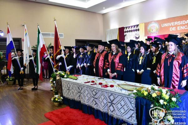 dsc-0193-graduacion-2019FDE7C94E-EB8B-8764-EECE-7F393BB1D009.jpg