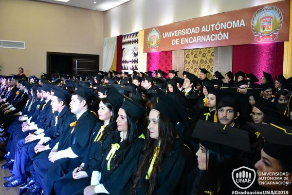 dsc-0275-graduacion-201955D6016B-6CB2-6988-A633-2CD66FFE8B3A.jpg