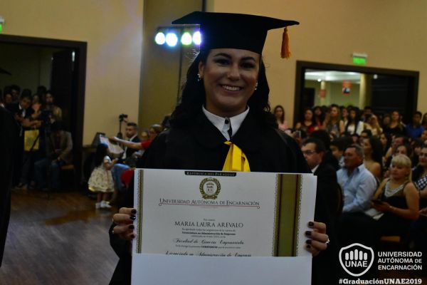 dsc-0298-graduacion-201903E94558-00B1-3BA4-EDC3-FD99A2B63909.jpg