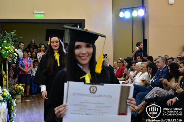 dsc-0302-graduacion-2019D327B1F0-C37A-6471-F91A-B6FEC1547E2D.jpg