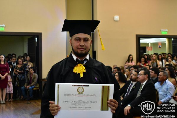 dsc-0310-graduacion-2019F4C3B41B-7D3E-AB85-2AE4-E56D6D05CC62.jpg