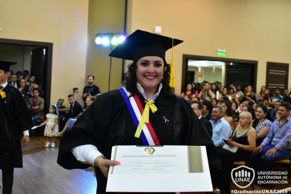 dsc-0340-graduacion-20198795749E-ABD2-11AF-7A04-29023731A9C0.jpg