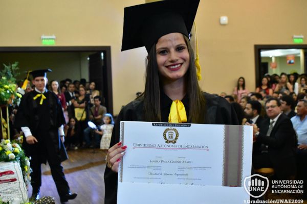 dsc-0346-graduacion-20192C08AE4C-C7D4-075D-90B2-F1685A10E407.jpg