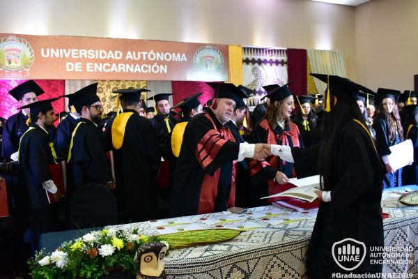 dsc-0353-graduacion-2019D0DB0FDE-9C52-6A9F-A988-197741158EC0.jpg