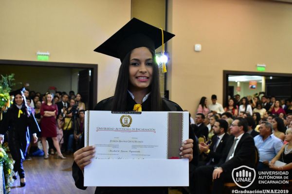 dsc-0386-graduacion-2019B357ACF1-EB51-8B0B-3734-891079C41919.jpg
