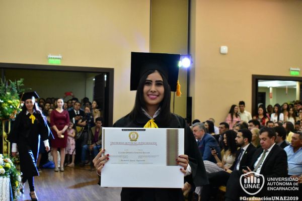 dsc-0404-graduacion-20190CA287FD-2091-627A-DA02-1F0A7CA185DF.jpg