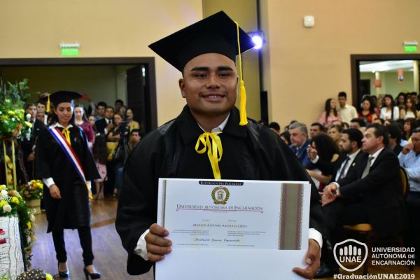 dsc-0422-graduacion-20192EE23113-CB39-5F16-70AF-7057D87D0463.jpg