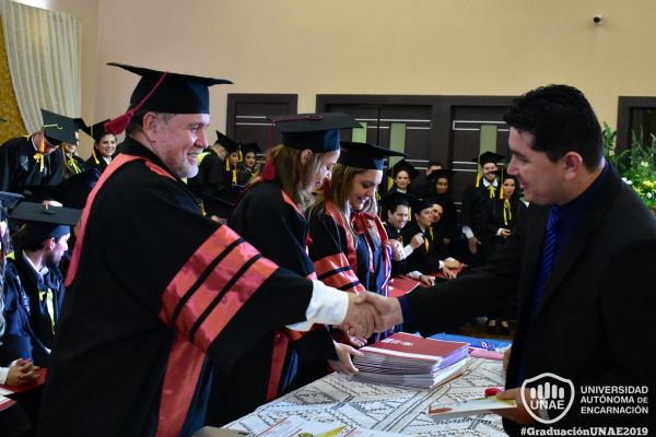 dsc-0447-graduacion-2019F954A577-8E8D-A761-894F-34ADAE613898.jpg