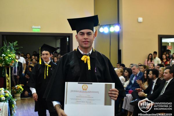 dsc-0471-graduacion-2019A0202B8E-2464-596E-B8AC-B35EAA4105E3.jpg
