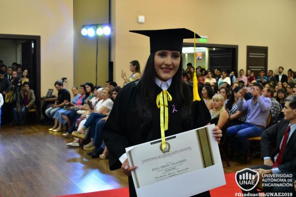 dsc-0501-graduacion-201919EBEA52-E296-DD8F-FCB4-084EF7A602F3.jpg