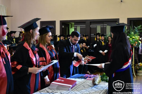 dsc-0507-graduacion-20194D932F35-8700-6024-365D-AF612515C3B4.jpg