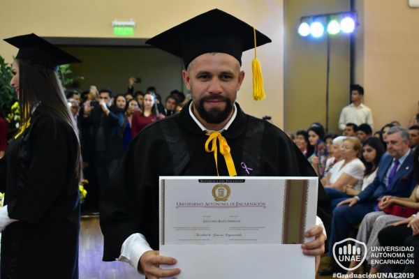 dsc-0515-graduacion-201916172CA6-5E93-EC7D-9CA0-435E10BBD492.jpg