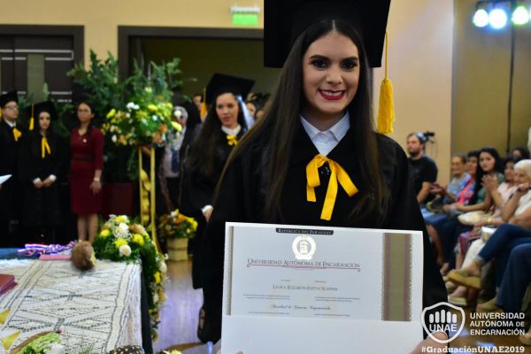 dsc-0524-graduacion-2019DBDD6B89-0B6D-C478-D621-5CB22E064559.jpg