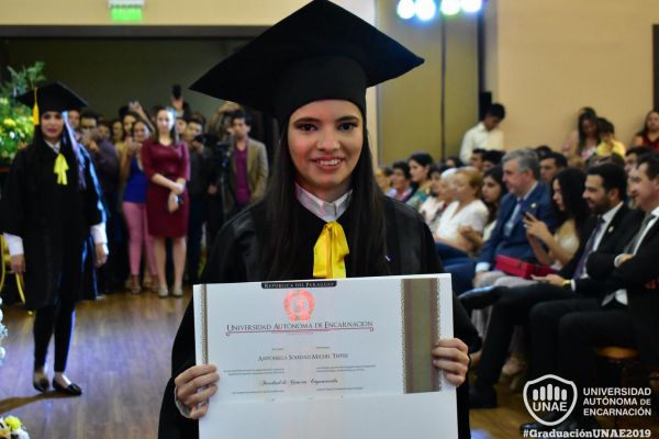 dsc-0536-graduacion-2019F202E941-1171-E0F0-A253-166B942C0235.jpg