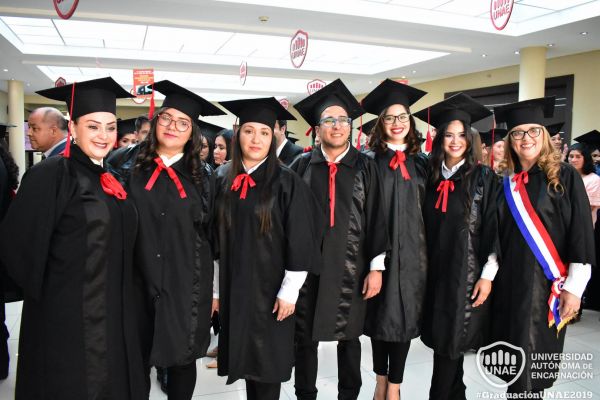 dsc-0541-graduacion-20194796AA39-1283-F81B-5BE0-D19FA74348F4.jpg