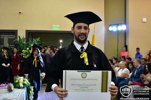 dsc-0550-graduacion-20193E91B082-BDDD-50D7-C60E-2165C9DAA913.jpg