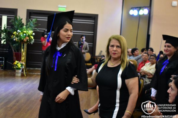 dsc-0598-graduacion-201975E8297F-6DC9-B545-4675-0182180C2972.jpg