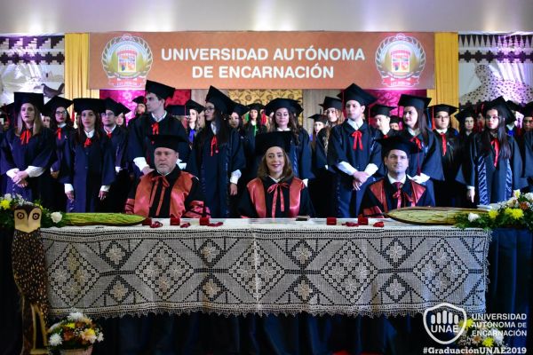 dsc-0639-graduacion-2019C0DDCF2E-C672-AD1A-464C-71A518460089.jpg