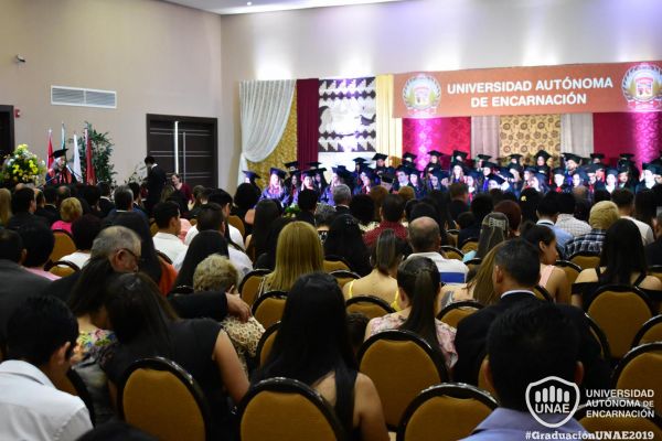 dsc-0747-graduacion-201968FF4985-B349-E74C-3873-DD845E0C12AF.jpg