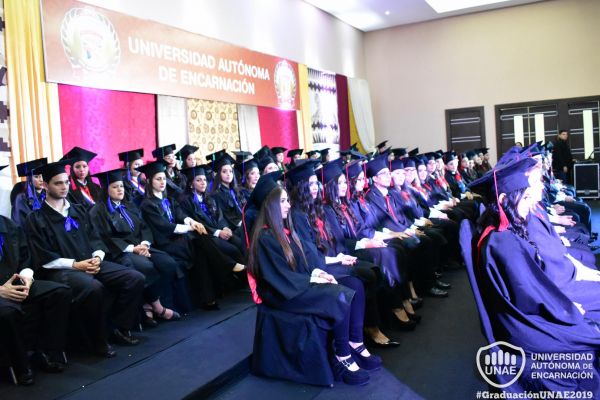 dsc-0758-graduacion-2019EDC40D01-8B7E-37D7-5F78-B8B15091DE38.jpg