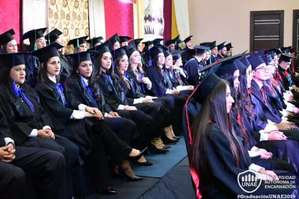 dsc-0760-graduacion-2019BB592BBA-9A80-3957-32DB-D9A61A5C280A.jpg