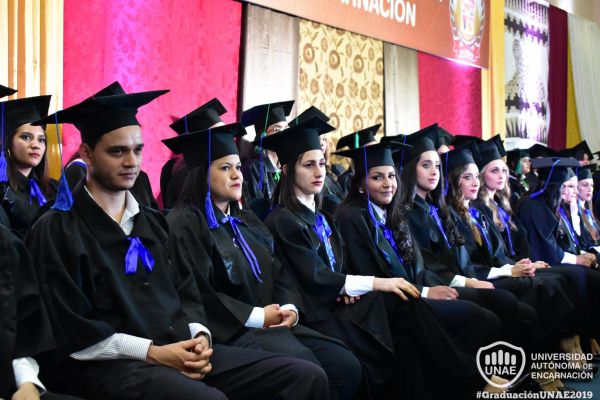dsc-0765-graduacion-201916655525-4A3D-1E02-2D2A-D98158564869.jpg