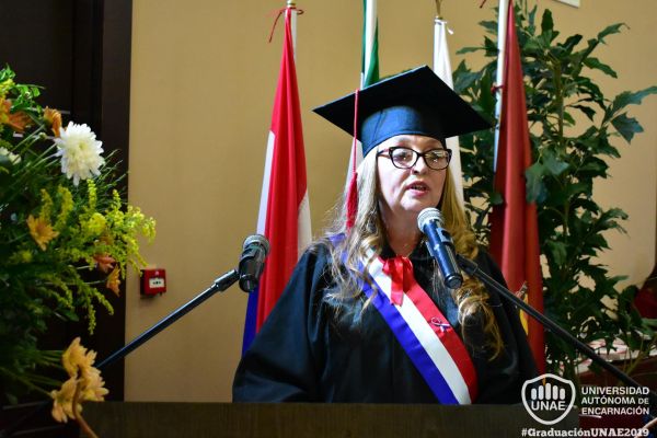 dsc-0783-graduacion-20190EFC487F-B4BC-CBCE-FA8A-4A646AB352E3.jpg