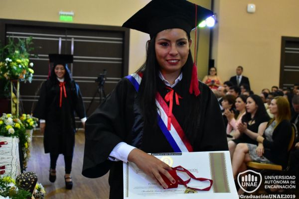 dsc-0875-graduacion-20190EC43E6E-4AE7-511A-6C4A-3ED2B9960587.jpg