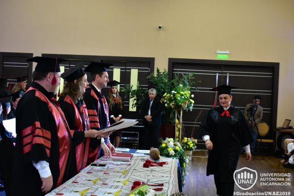 dsc-0895-graduacion-2019B55A9B9D-B586-6E14-348F-C28CD8BB232C.jpg