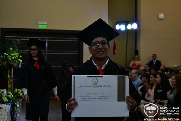dsc-0915-graduacion-2019C4F403E1-3CA3-43D9-989E-C982876E4E95.jpg