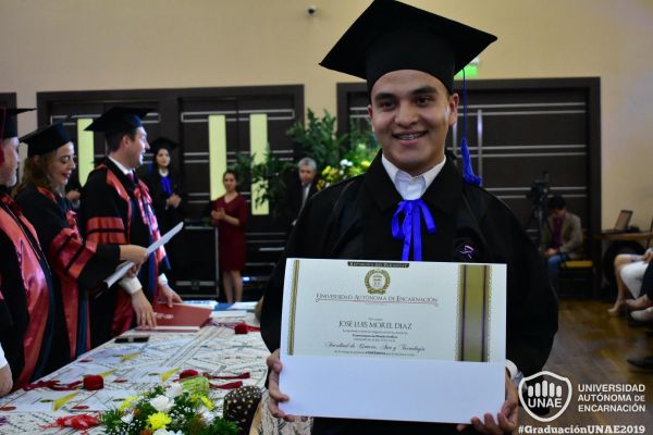 dsc-0938-graduacion-2019EE88BE64-5978-0500-1DFC-F6382FCBEC6C.jpg
