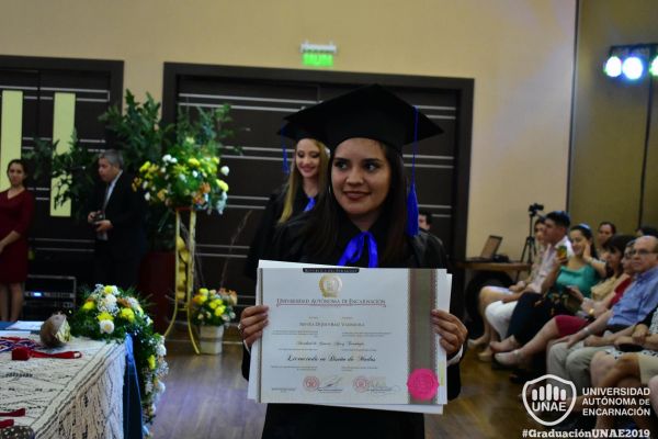 dsc-0963-graduacion-201981F9DF26-11EE-16F1-ECD1-22FF8383676E.jpg
